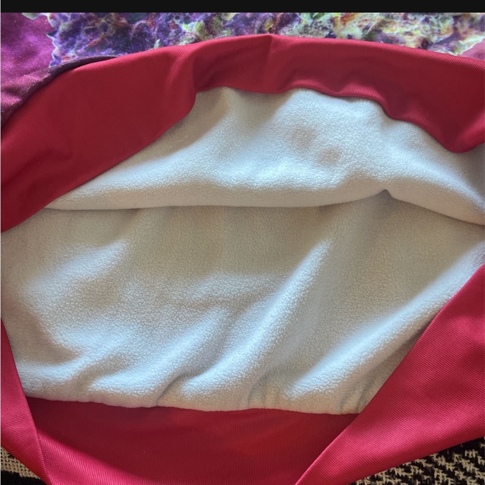 Sweater - Picture 2 of 3